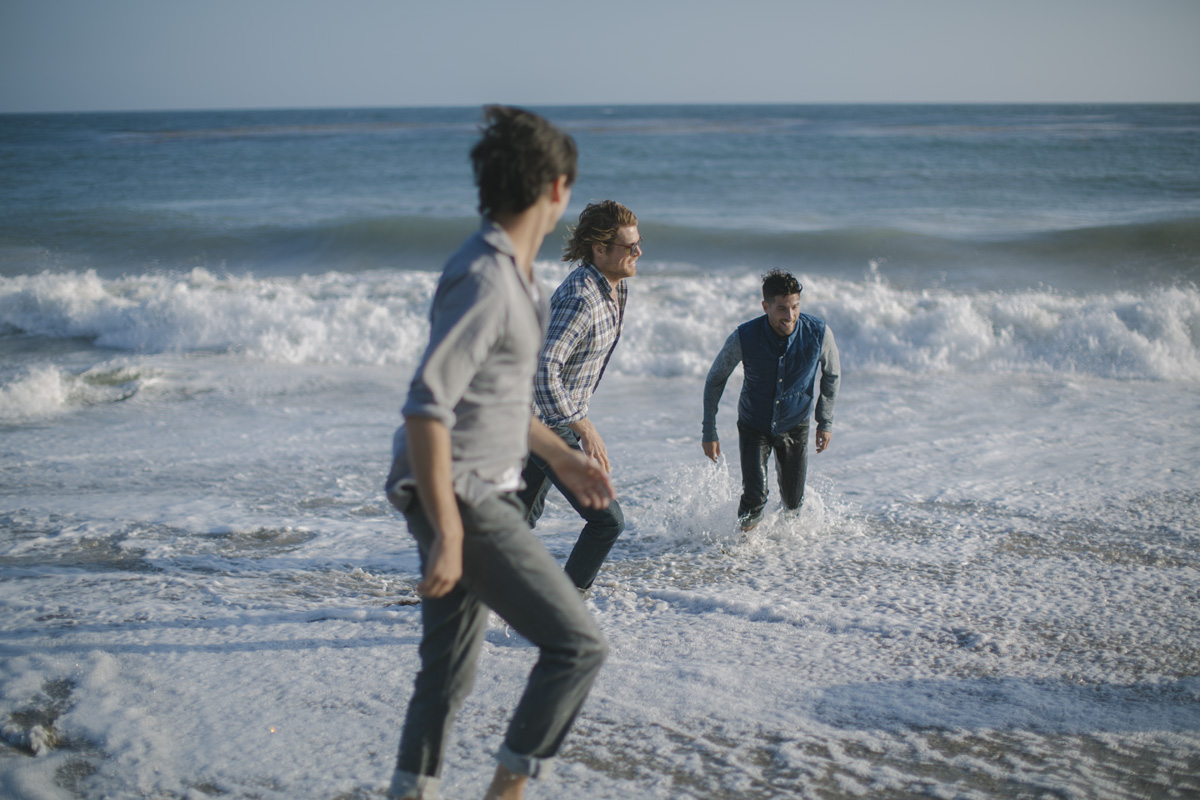 LuckyStrike_Day06_LeoCarillo_Shot03_Beach_00183